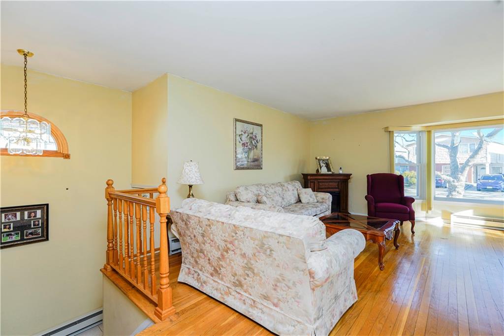 56 Wolverine Street Richmond Town Staten Island NY 10306