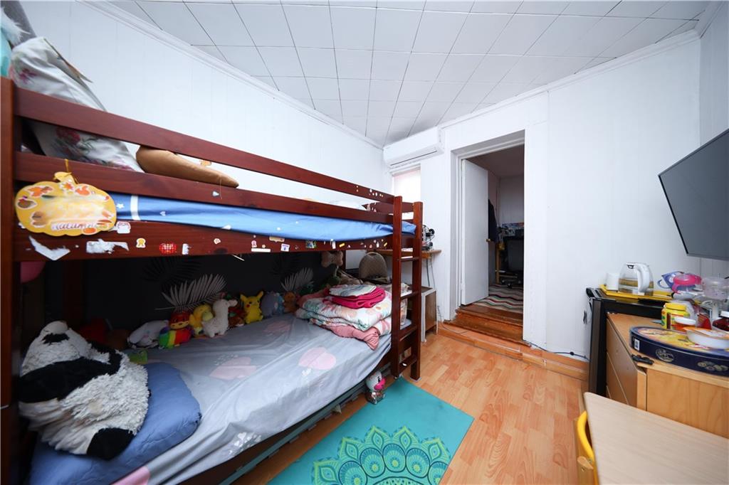 2144 West 6th Street Gravesend Brooklyn NY 11223