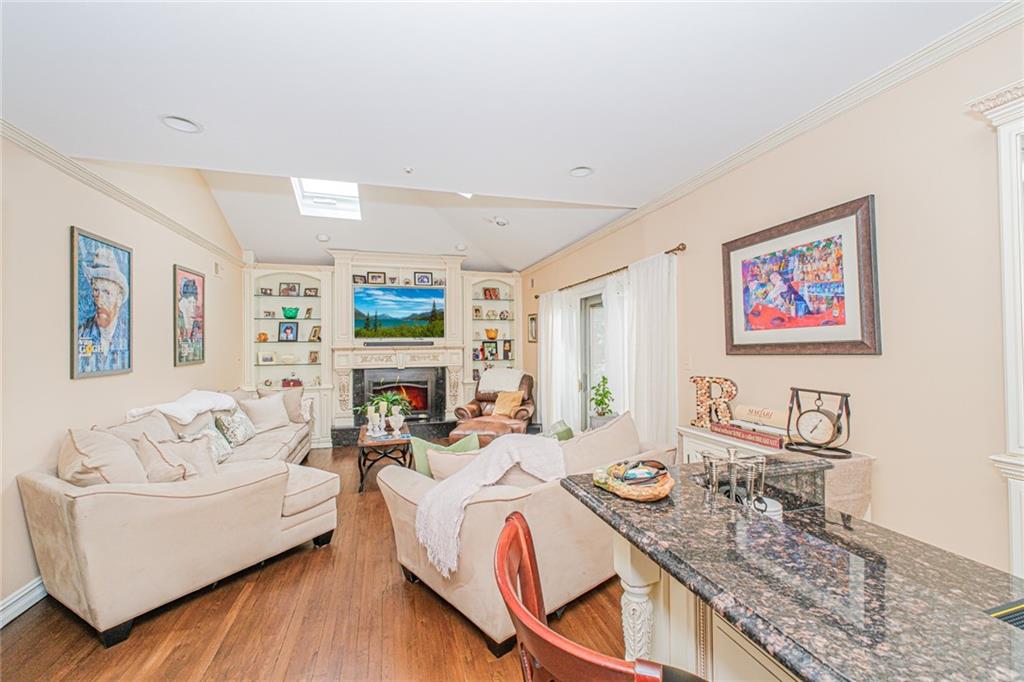34 Burton Avenue Prince's Bay Staten Island NY 10309