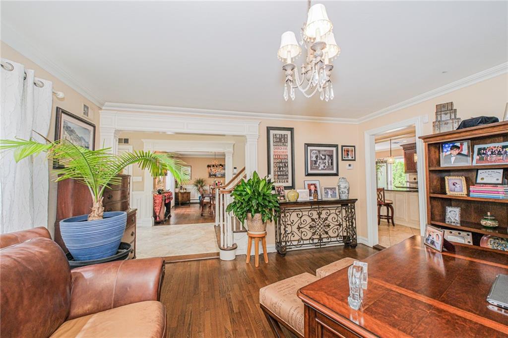 34 Burton Avenue Prince's Bay Staten Island NY 10309