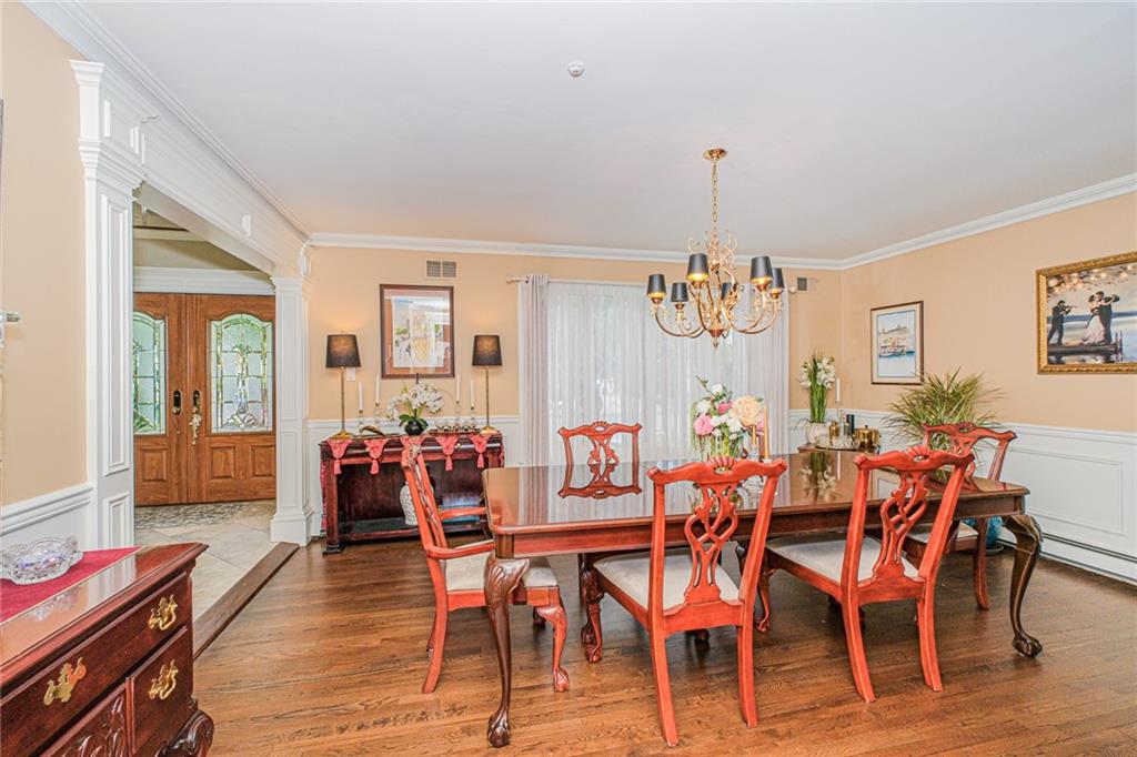34 Burton Avenue Prince's Bay Staten Island NY 10309