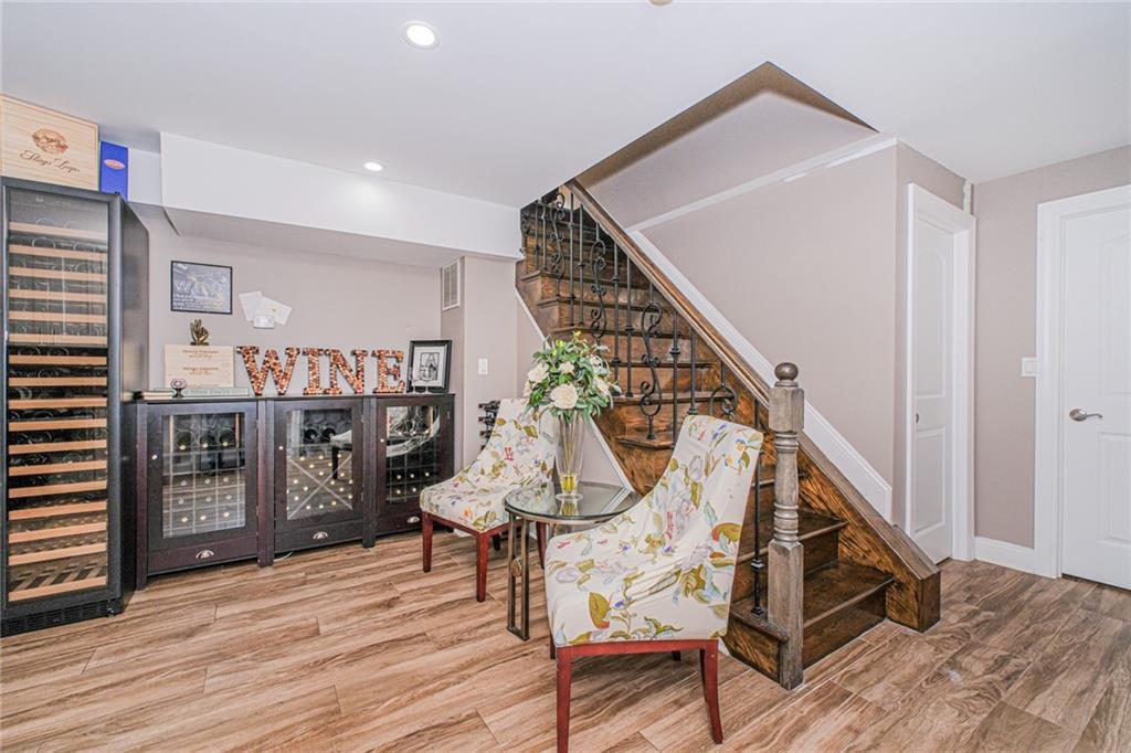 34 Burton Avenue Prince's Bay Staten Island NY 10309