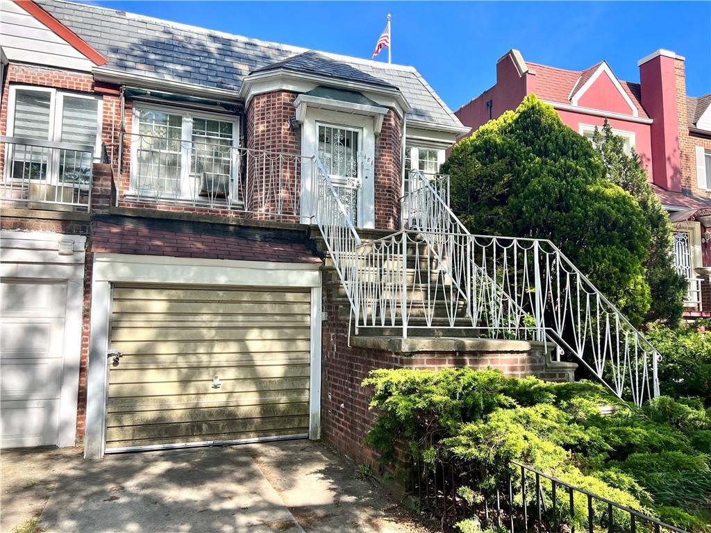 181 Pembroke Street Manhattan Beach Brooklyn NY 11235