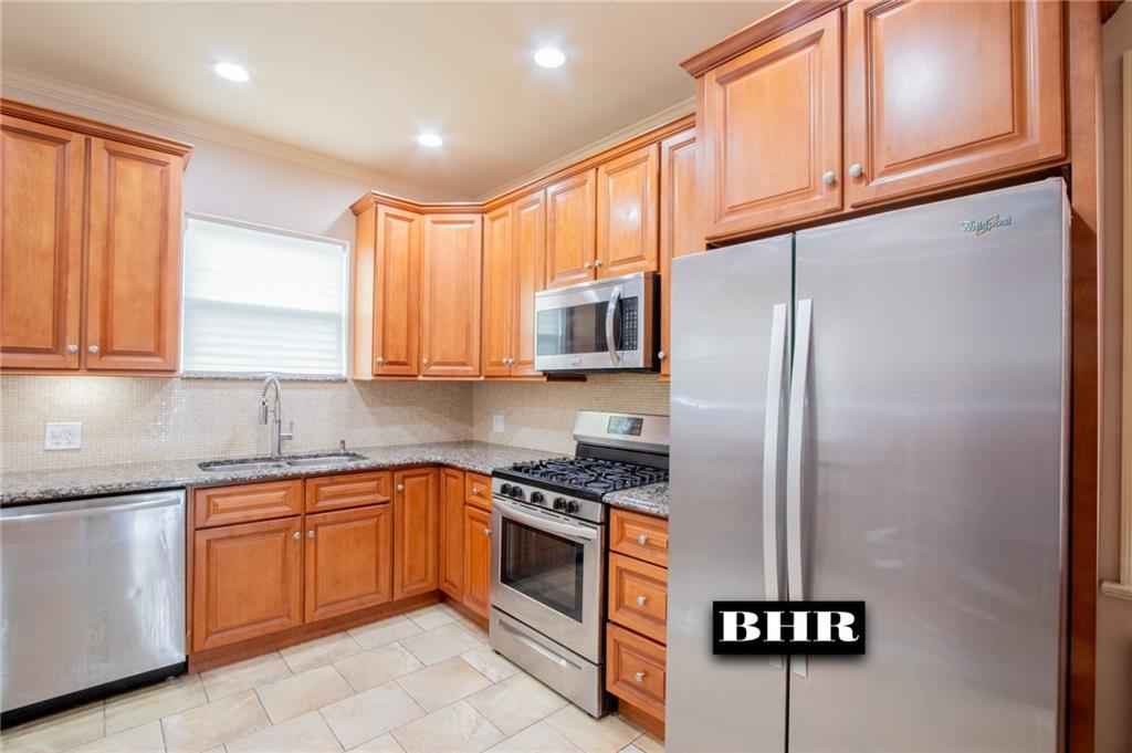 4060 Ocean Avenue Manhattan Beach Brooklyn NY 11235