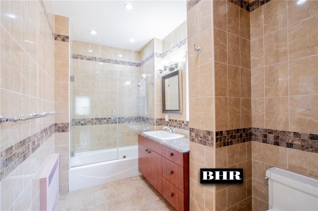4060 Ocean Avenue Manhattan Beach Brooklyn NY 11235
