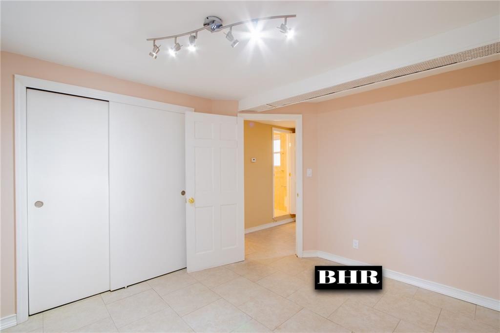 4060 Ocean Avenue Manhattan Beach Brooklyn NY 11235