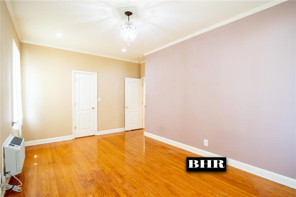 4060 Ocean Avenue Manhattan Beach Brooklyn NY 11235