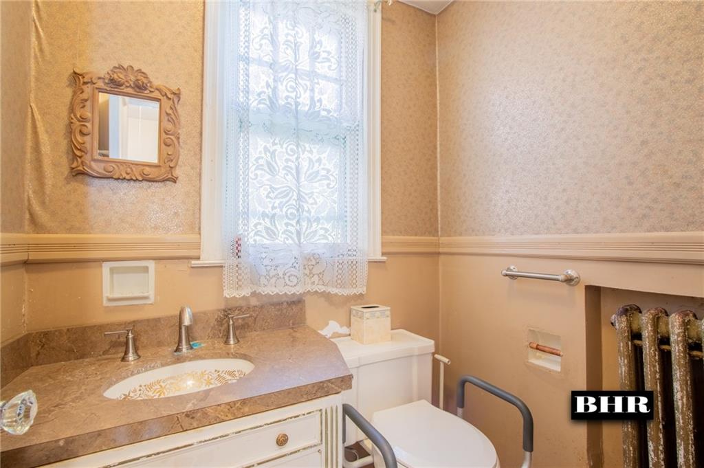 269 Coleridge Street Manhattan Beach Brooklyn NY 11235