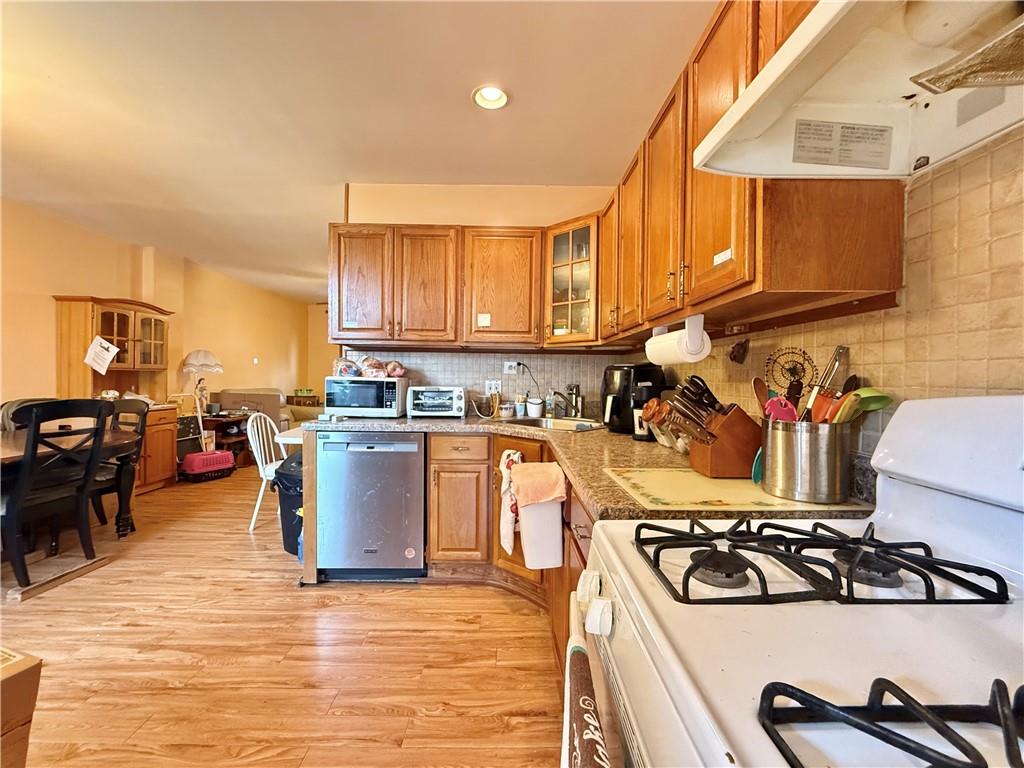 1675 72nd Street Bensonhurst Brooklyn NY 11204