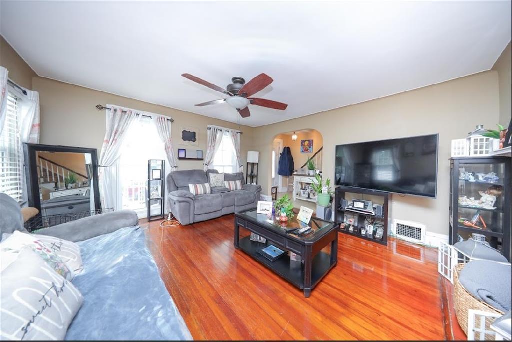 28 Trinity Place West Brighton Staten Island NY 10310