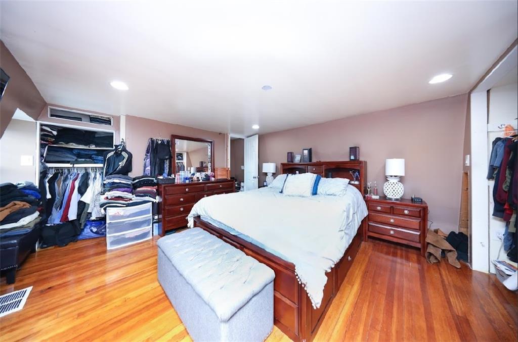 28 Trinity Place West Brighton Staten Island NY 10310