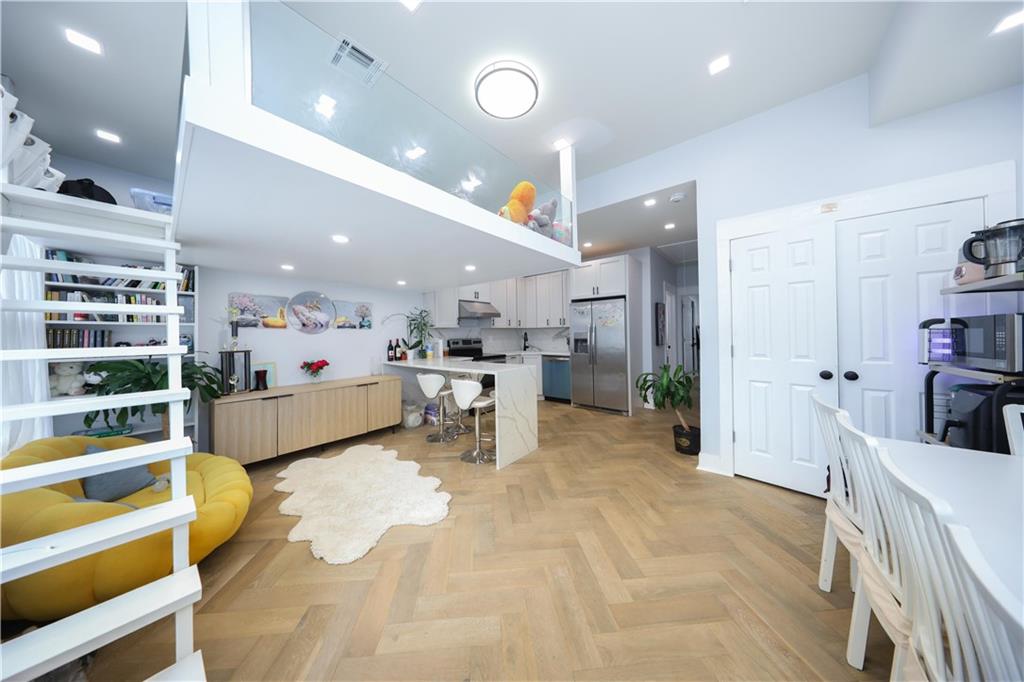 4 Lake Avenue Sheepshead Bay Brooklyn NY 11235