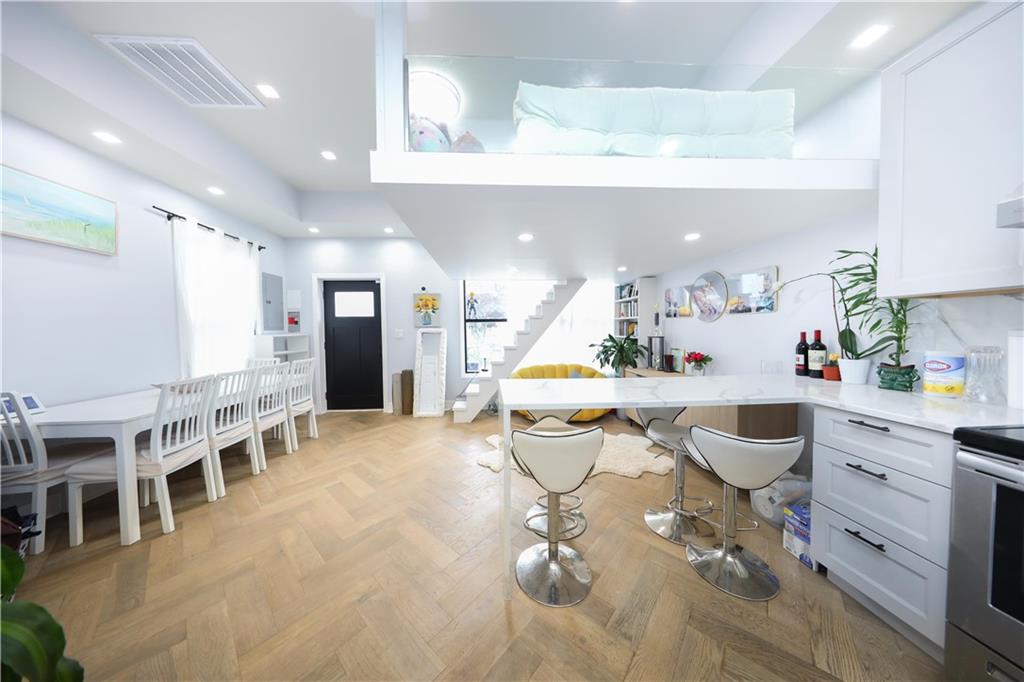 4 Lake Avenue Sheepshead Bay Brooklyn NY 11235