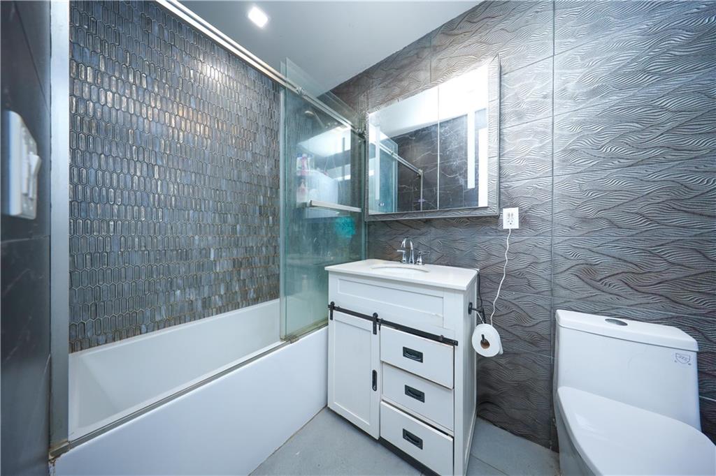 4 Lake Avenue Sheepshead Bay Brooklyn NY 11235