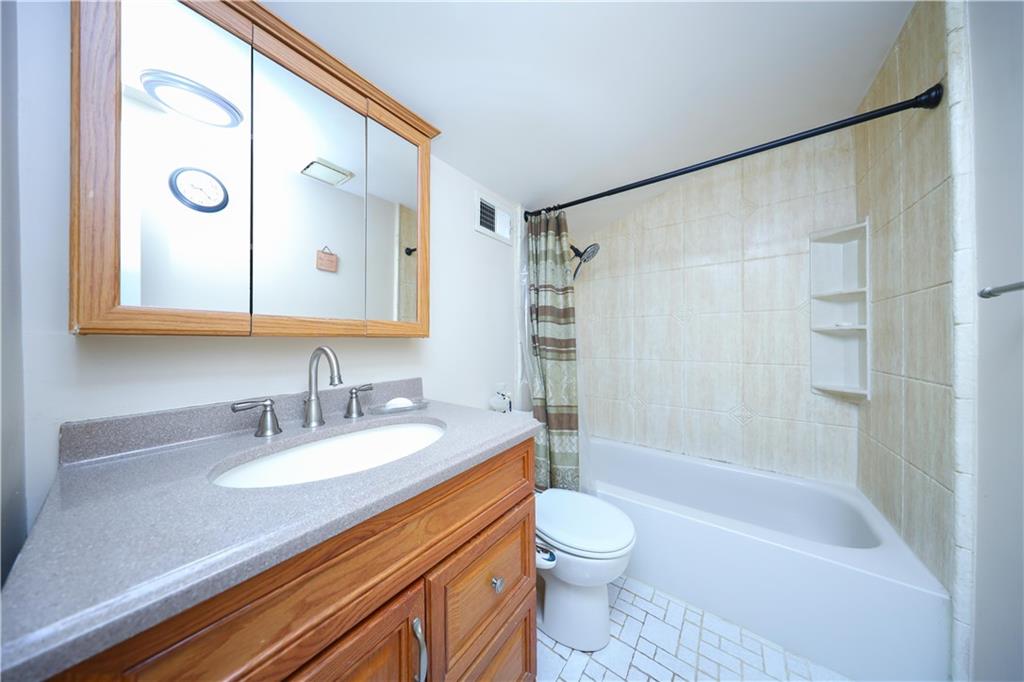 177 Russek Drive Rossville Staten Island NY 10312