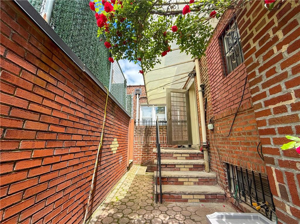 2 Roosevelt Court Sunset Park Brooklyn NY 11232