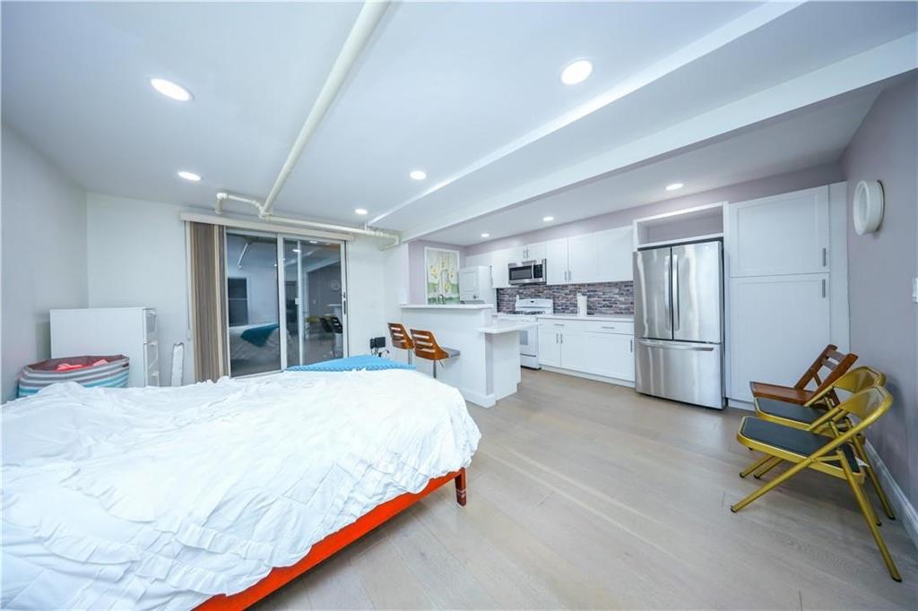 1711 Bay Ridge Parkway Bensonhurst Brooklyn NY 11204