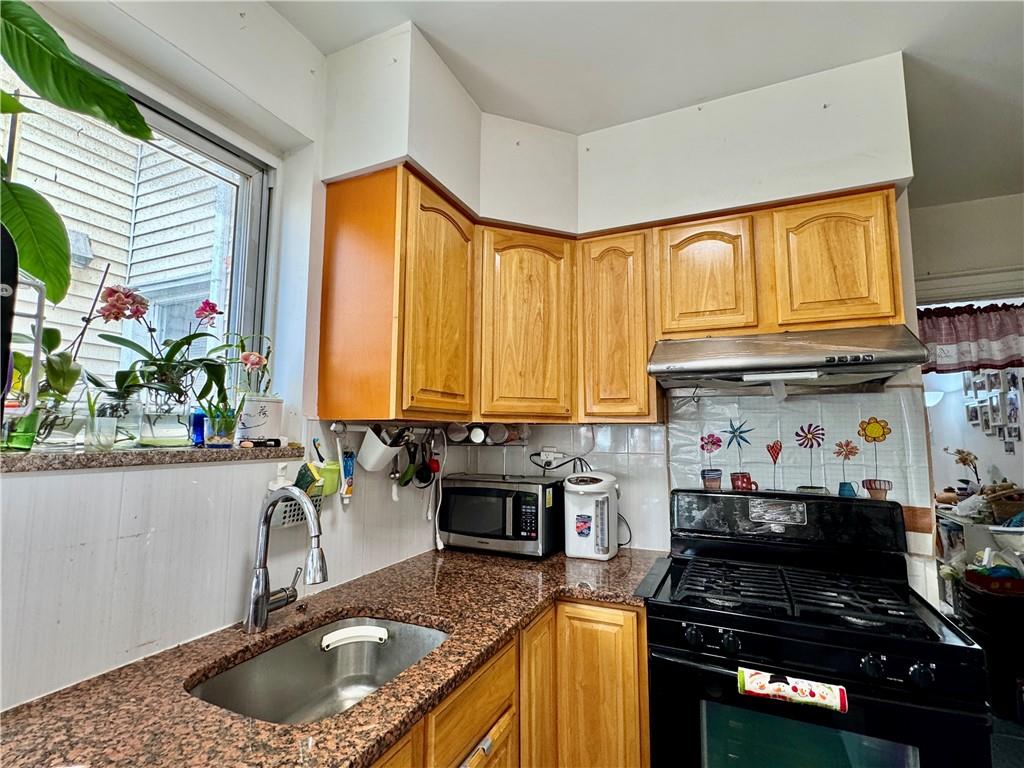 1414 76th Street Dyker Heights Brooklyn NY 11228