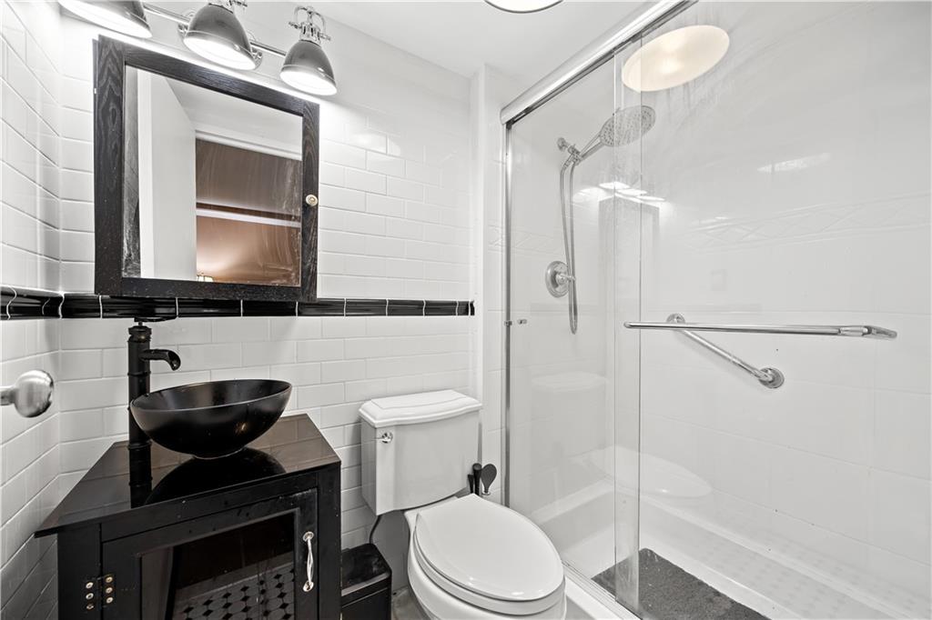 680 81st Street Dyker Heights Brooklyn NY 11228