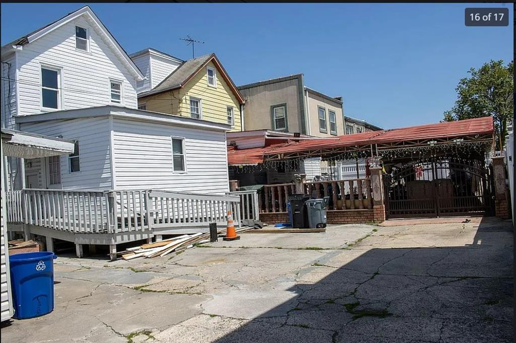 126-06 111th Avenue South Ozone Park South Ozone Park NY 11420
