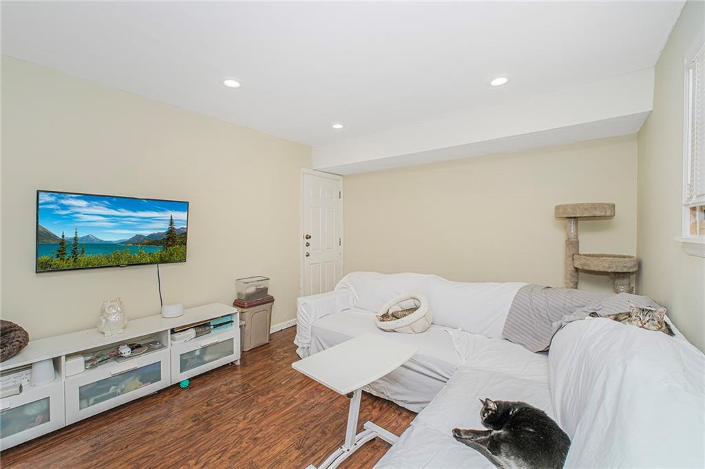 4 Lisa Lane Huguenot Staten Island NY 10312