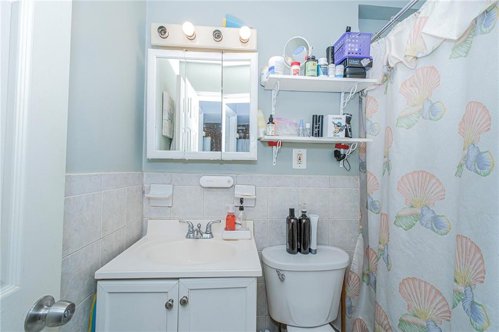 4 Lisa Lane Huguenot Staten Island NY 10312