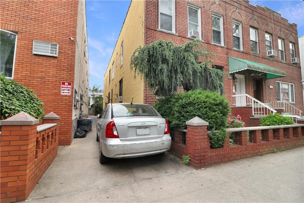1548 West 8th Street Bensonhurst Brooklyn NY 11204