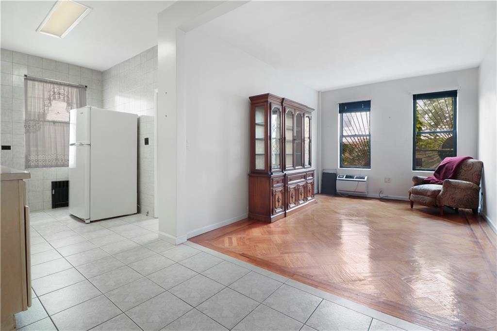1548 West 8th Street Bensonhurst Brooklyn NY 11204