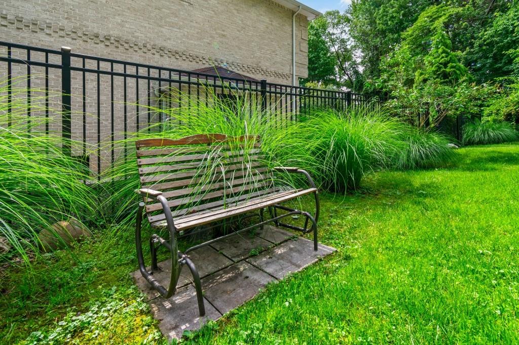 476 Hargold Avenue Pleasant Plains Staten Island NY 10309