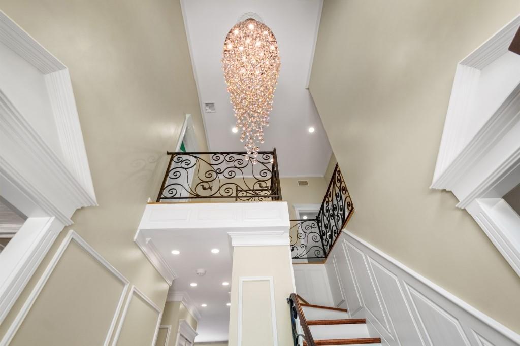 476 Hargold Avenue Pleasant Plains Staten Island NY 10309