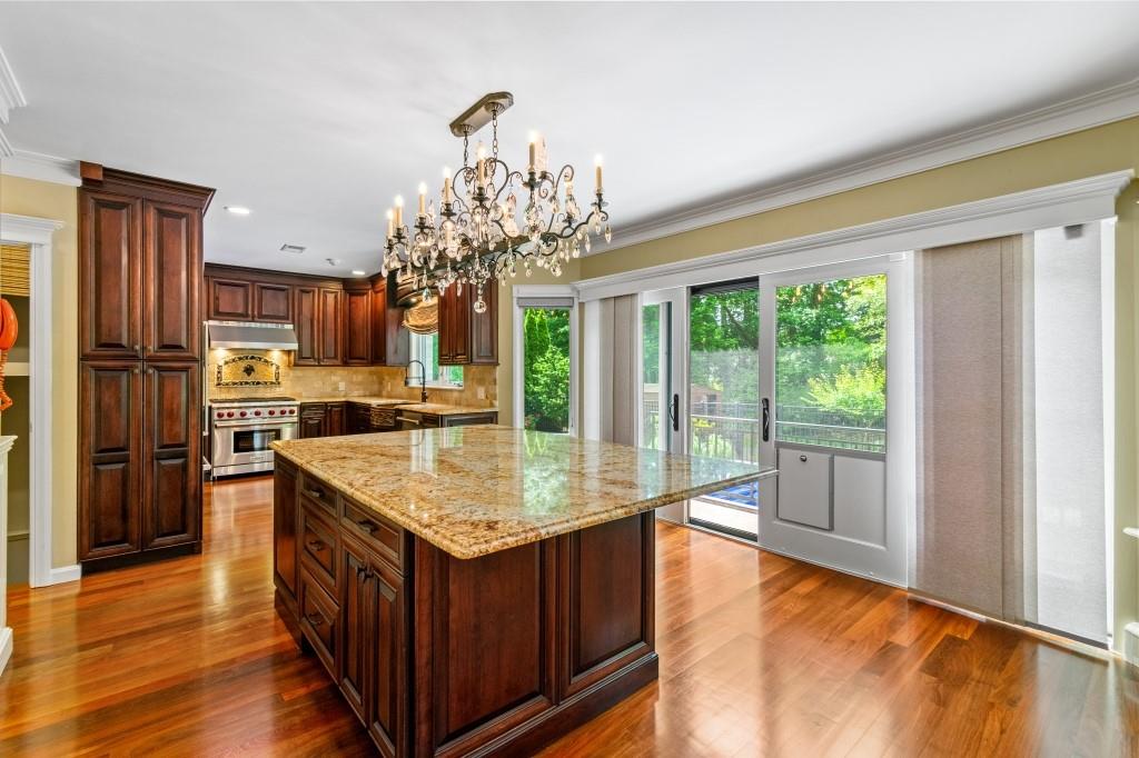 476 Hargold Avenue Pleasant Plains Staten Island NY 10309