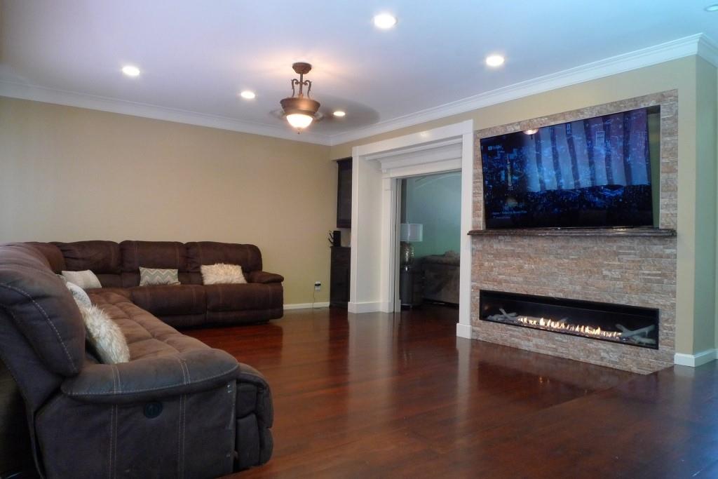 476 Hargold Avenue Pleasant Plains Staten Island NY 10309