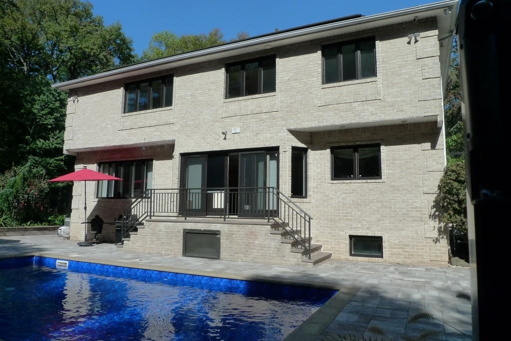 476 Hargold Avenue Pleasant Plains Staten Island NY 10309