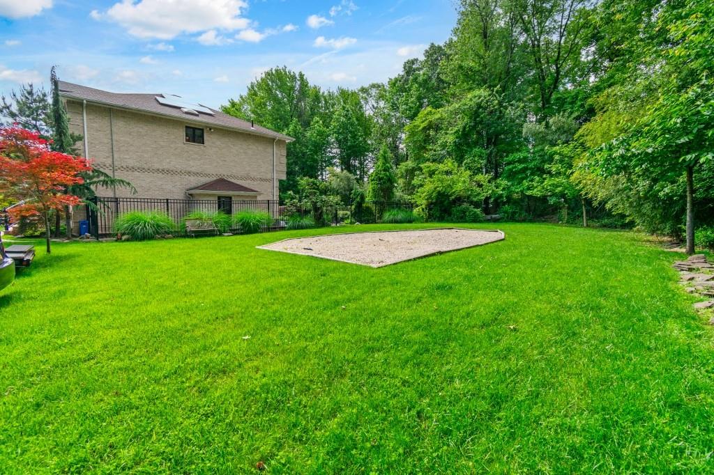 476 Hargold Avenue Pleasant Plains Staten Island NY 10309