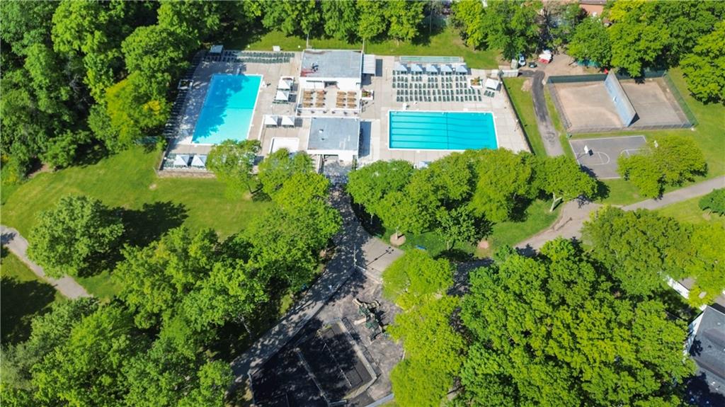 203 Dover Green Huguenot Staten Island NY 10312