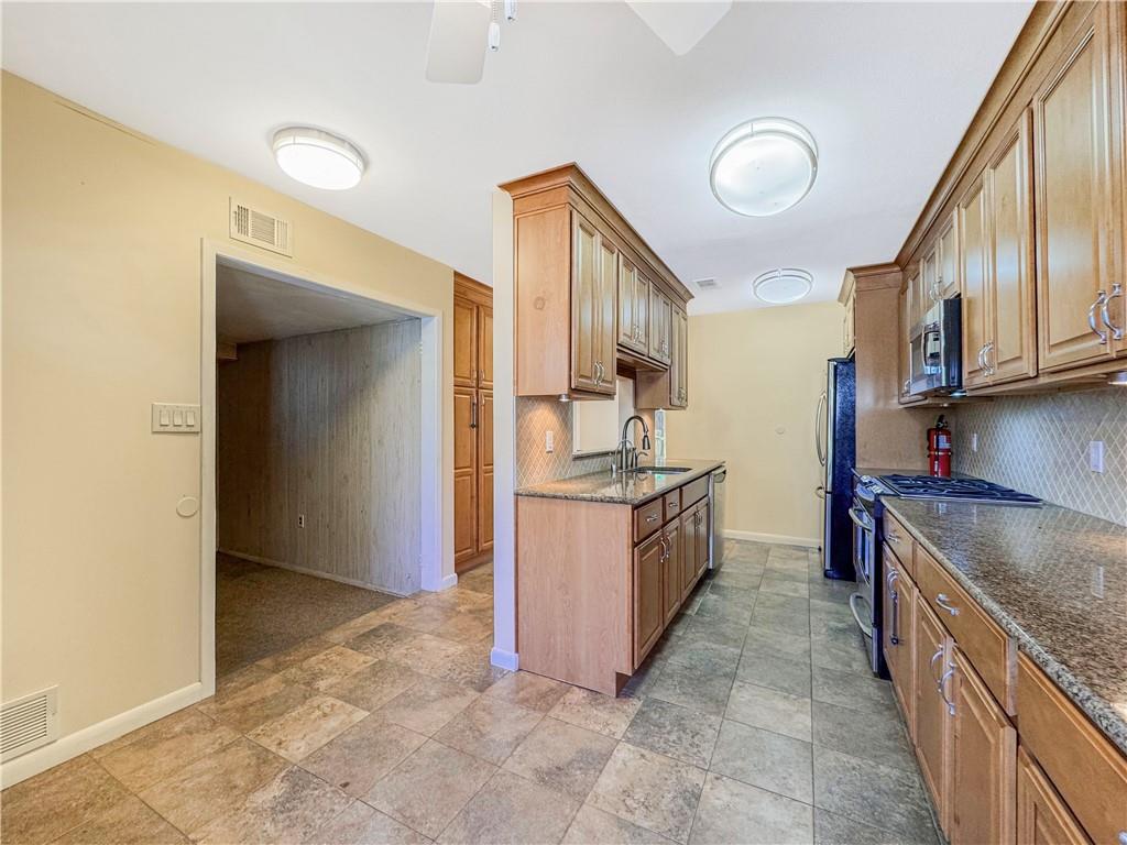 203 Dover Green Huguenot Staten Island NY 10312
