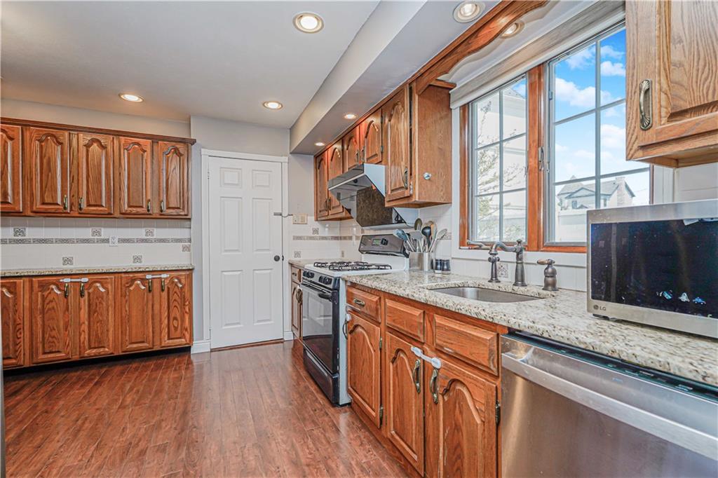 39 Morton Street Richmond Town Staten Island NY 10306