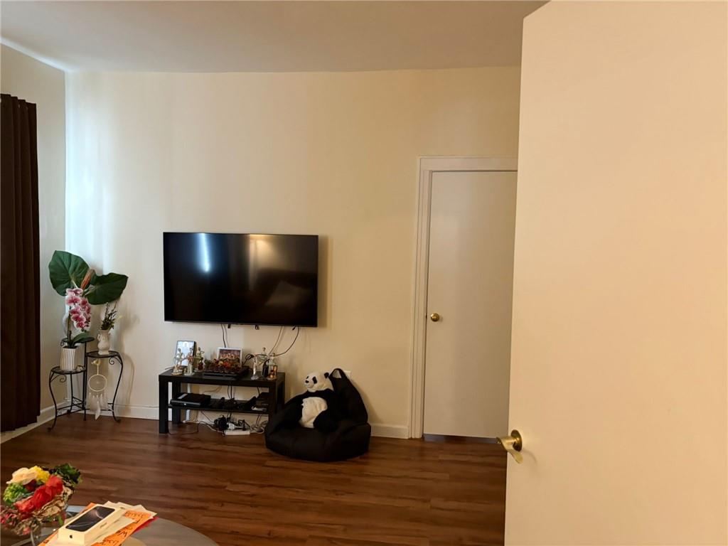 2032 West 4th Street Gravesend Brooklyn NY 11223