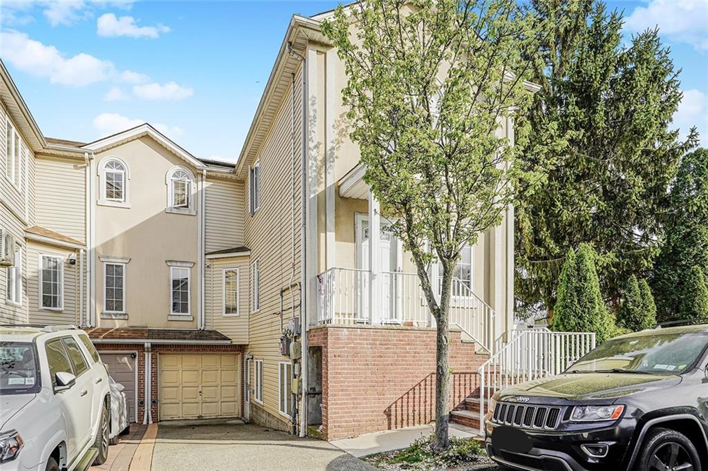 68 Erika Loop Arden Heights Staten Island NY 10312