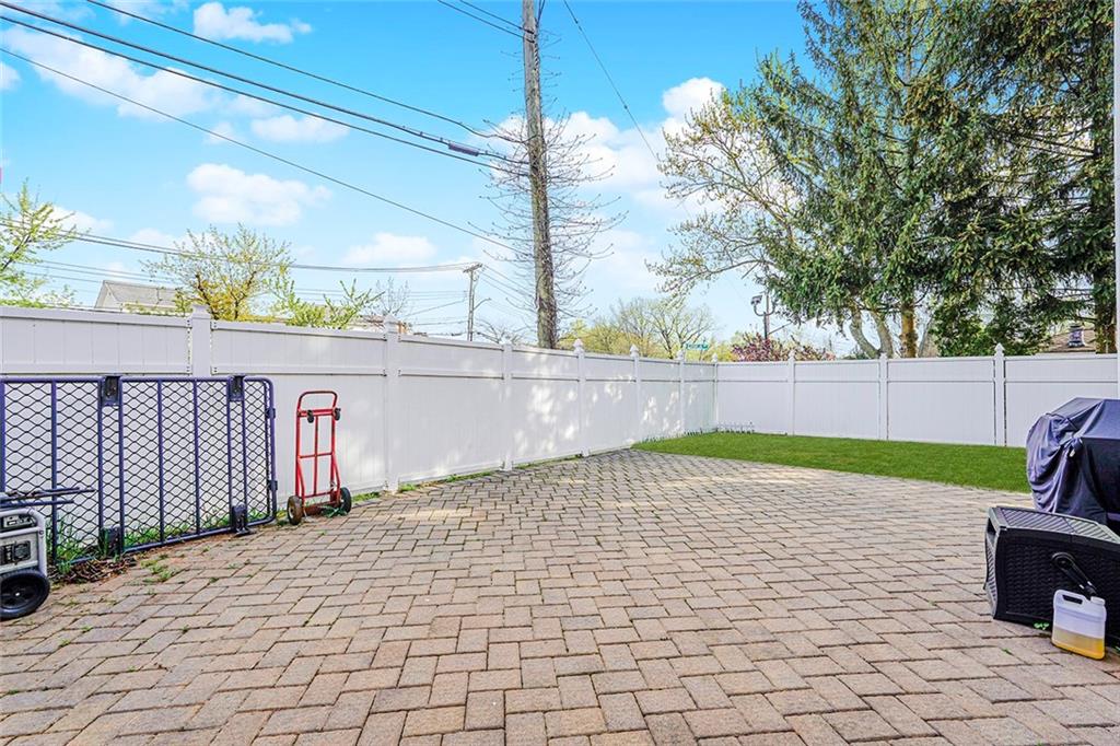 68 Erika Loop Arden Heights Staten Island NY 10312