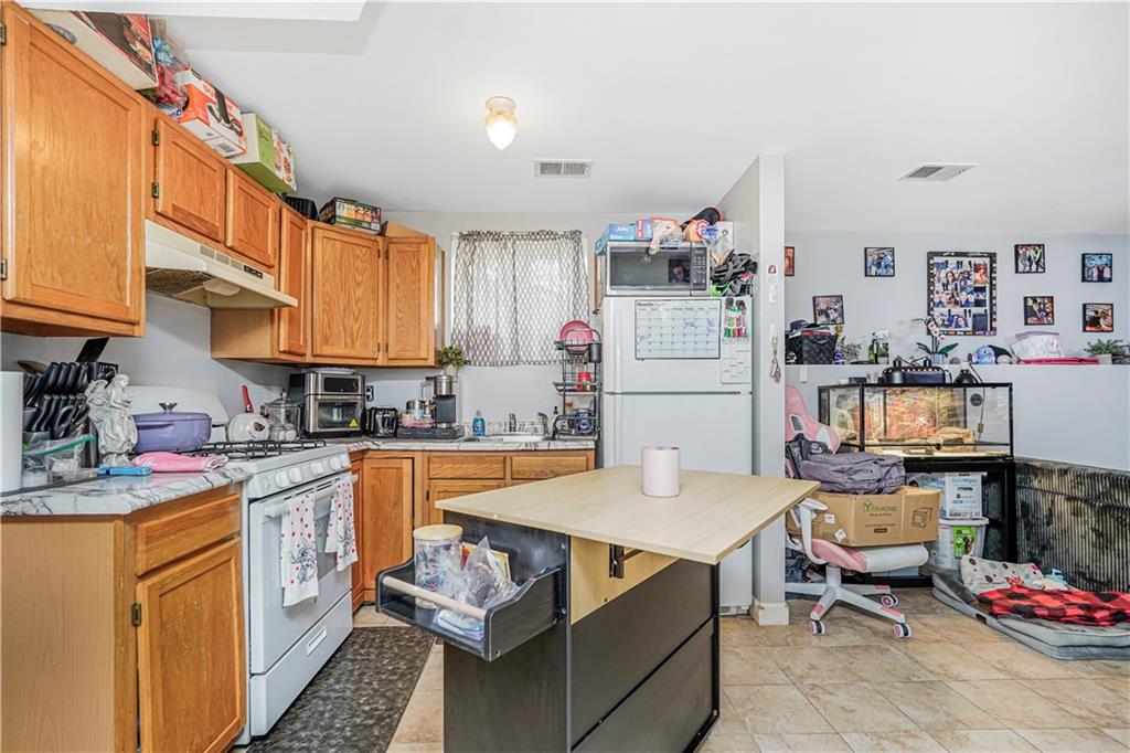 68 Erika Loop Arden Heights Staten Island NY 10312