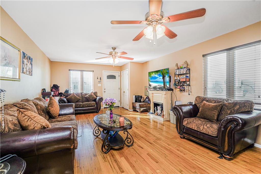 68 Erika Loop Arden Heights Staten Island NY 10312