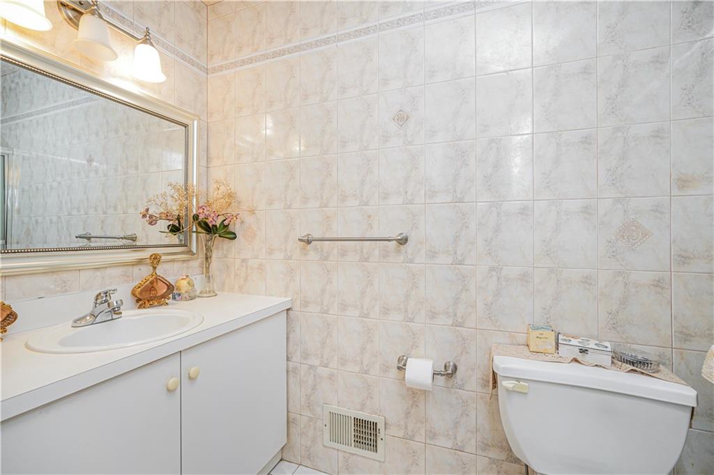 68 Erika Loop Arden Heights Staten Island NY 10312