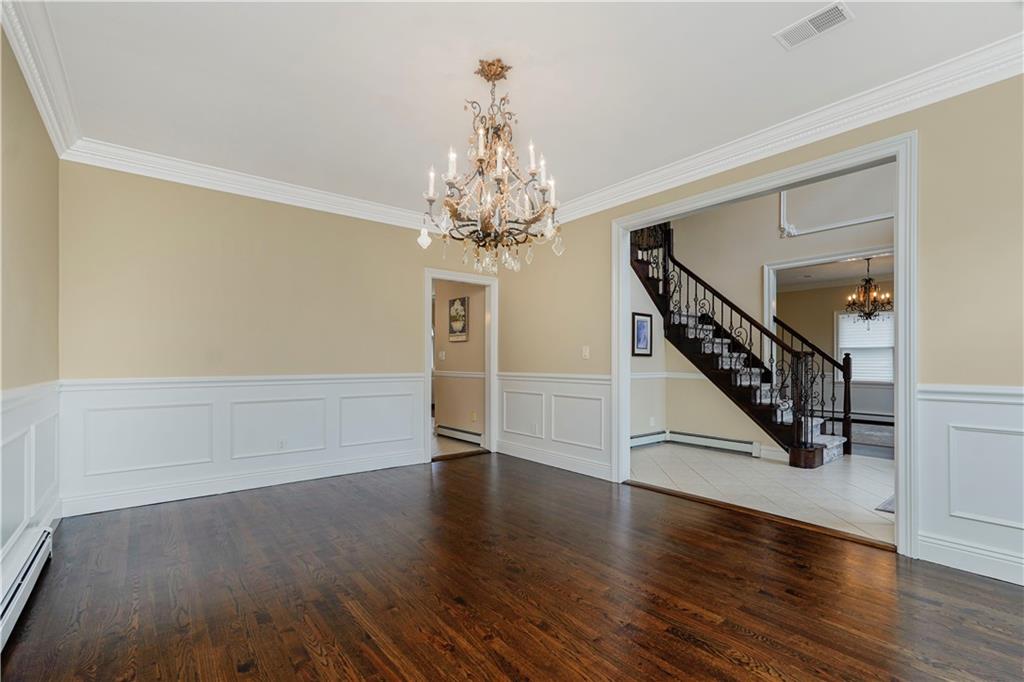 237 Swinnerton Street Tottenville Staten Island NY 10307