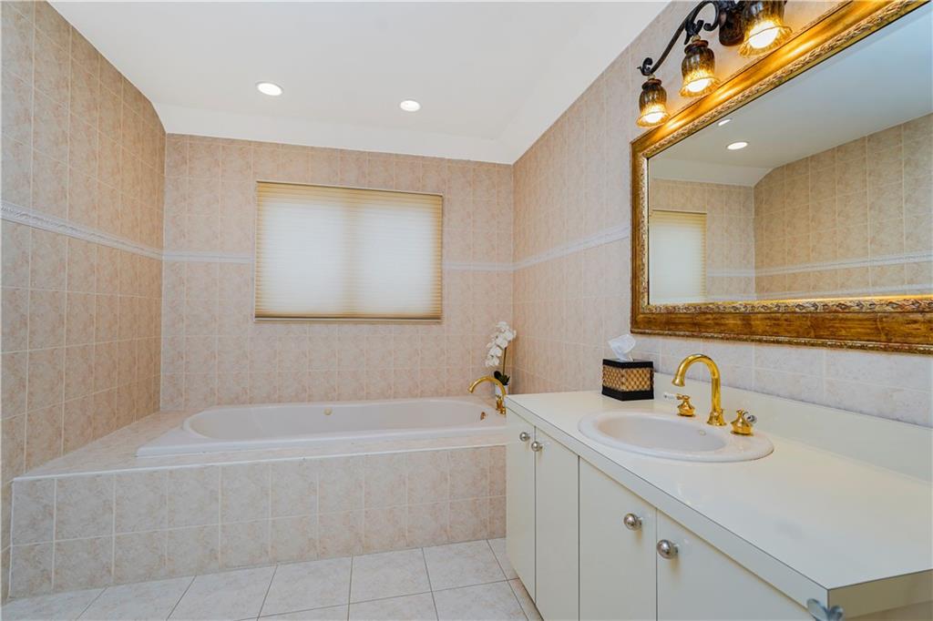 237 Swinnerton Street Tottenville Staten Island NY 10307