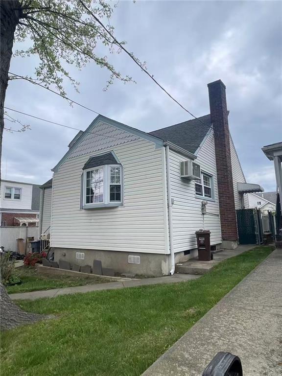523 Woolley Avenue Castleton Corners Staten Island NY 10314
