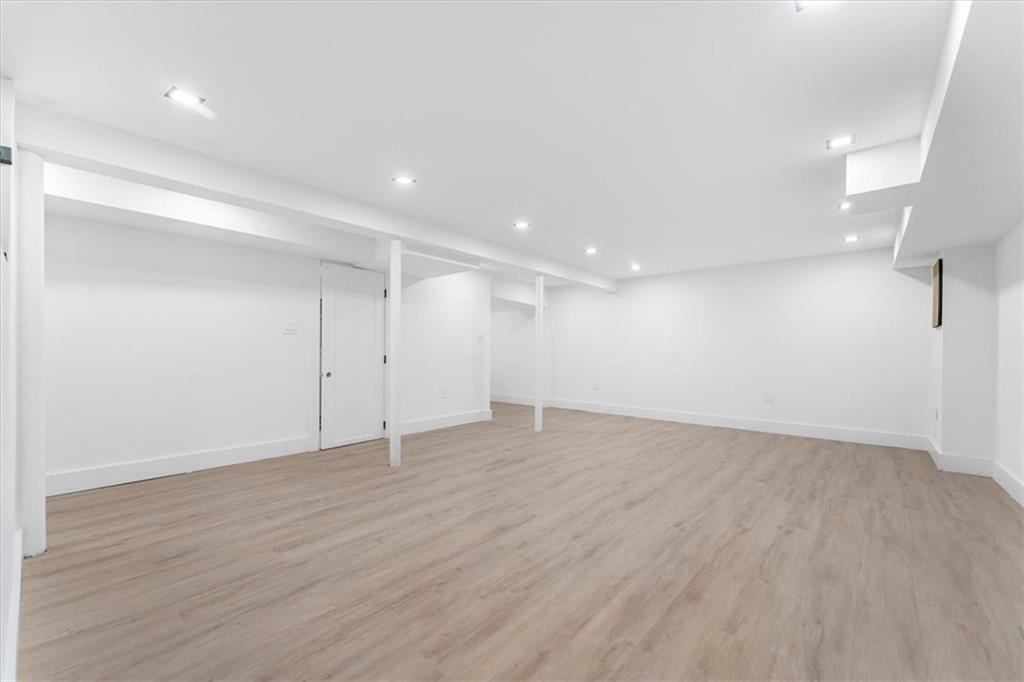 191-06 102nd Avenue Hollis Queens NY 11423