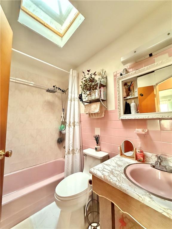 54 Bay 22nd Street Bensonhurst Brooklyn NY 11214