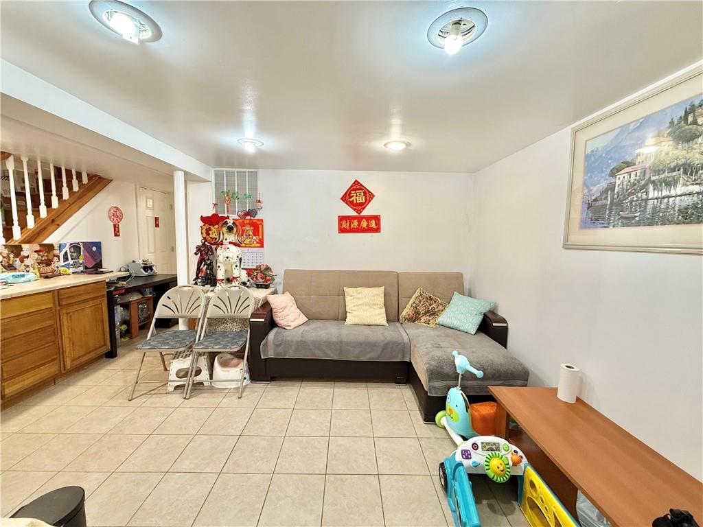 1871 West 8th Street Gravesend Brooklyn NY 11223
