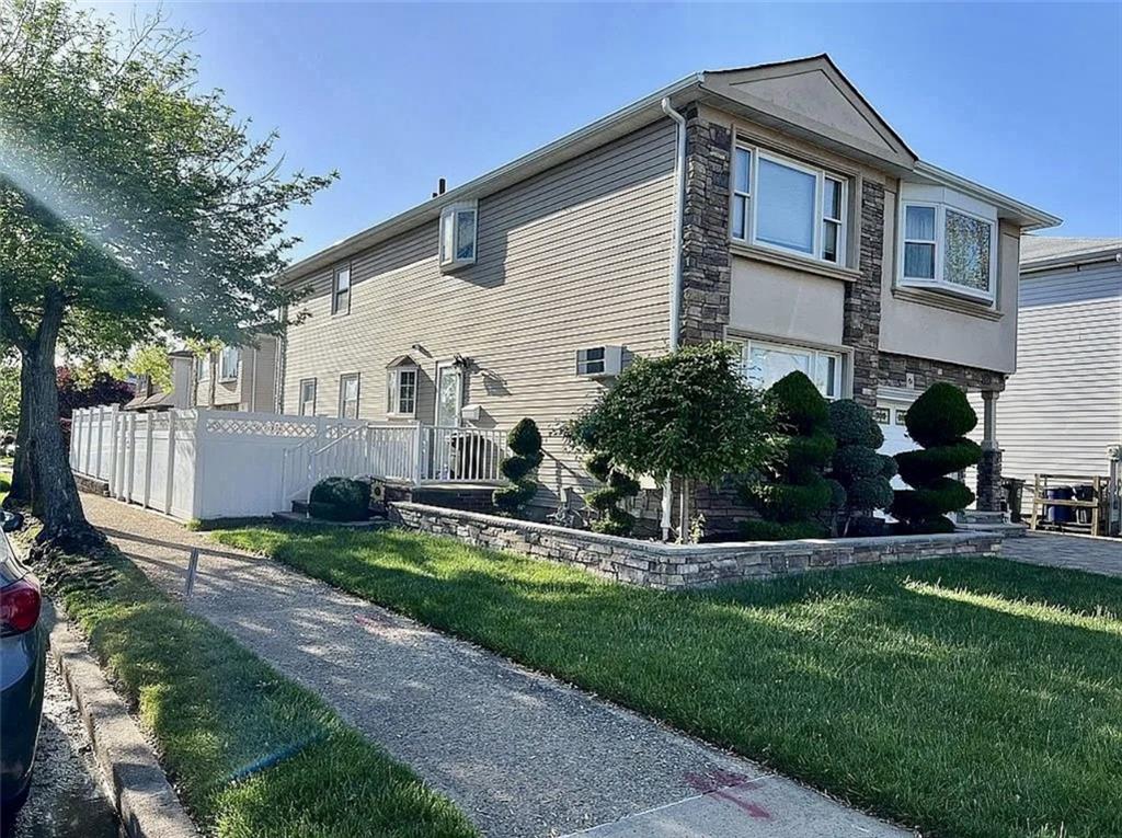 434 Pompey Avenue Eltingville Staten Island NY 10312